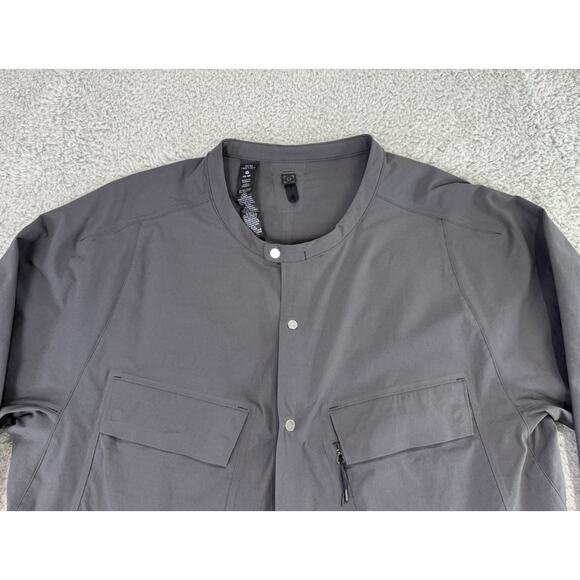 Lululemon Lab Confluence Mens Snapdown Shirt Pockets Men's Medium Charcoal - Picture 2 of 13